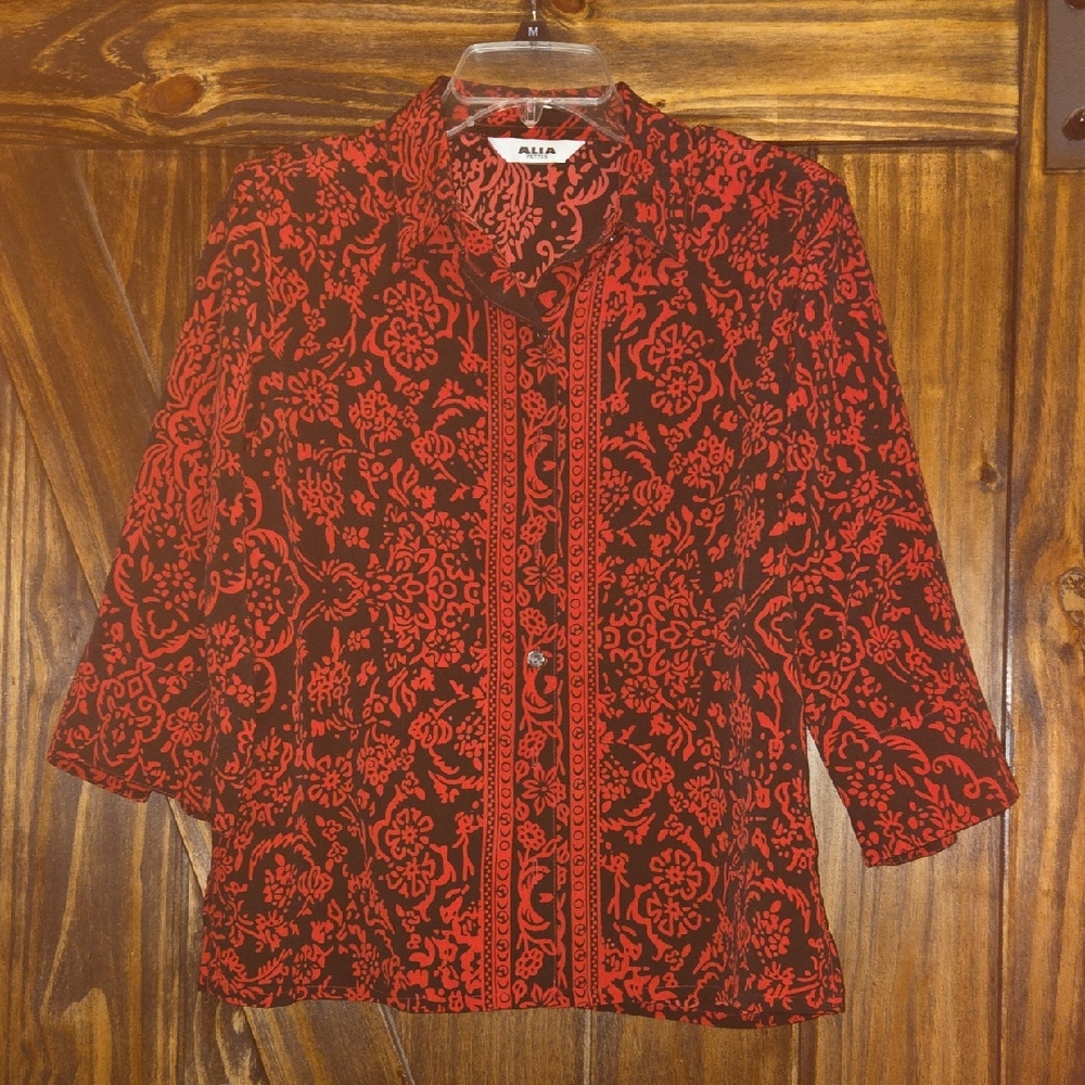 Alia Red and Black Boxy Blouse with 3/4 Sleeves